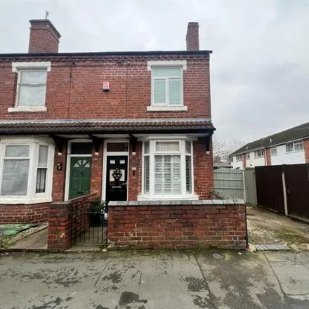 Buy this 3 bed house on West Street in Stourbridge, DY8 1XH