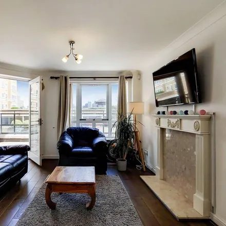 Image 3 - Galleons View, 1 Stewart Street, Cubitt Town, London, E14 3EX, United Kingdom - Apartment for rent