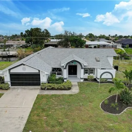 Buy this 3 bed house on 1442 Se 31st St in Cape Coral, Florida