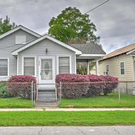 Buy this 3 bed house on 804 Jung Boulevard in Marrero, LA 70072