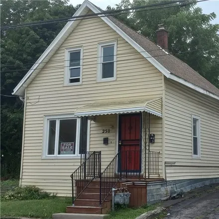 Buy this 2 bed townhouse on 250 Grape Street in Buffalo, NY 14204