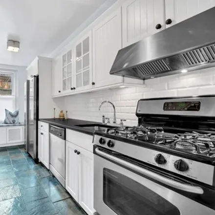 Image 5 - 205 East 78th Street, New York, NY 10075, USA - Apartment for sale