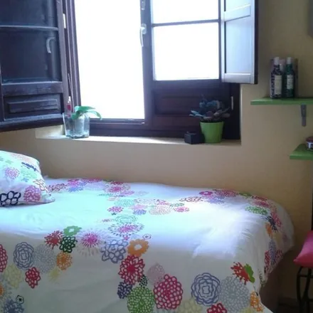 Rent this 1 bed room on Mirandilla in Avenida Campo del Sur, 11005 Cádiz