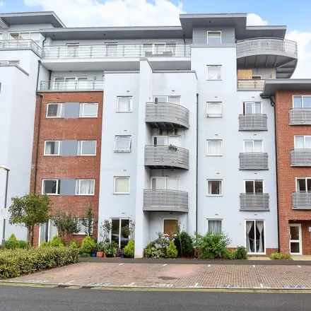Rent this 1 bed apartment on York Place in Aylesbury, HP21 8HP