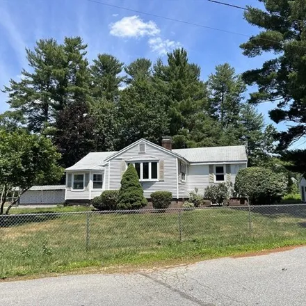 Rent this 3 bed house on 30 New Foster Ave in Billerica, Massachusetts