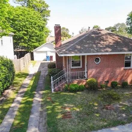Buy this 3 bed house on 1113 Orville Avenue in Avalon, Chesapeake