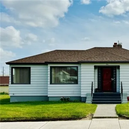 Buy this 4 bed house on 130 East 5th Street in Lind, Adams County