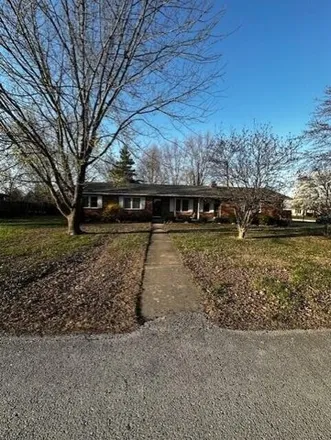 Buy this 2 bed house on 1113 Sunset Avenue in Marshfield, MO 65706