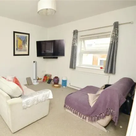 Image 2 - 22 Leavesden Road, North Watford, WD24 5FR, United Kingdom - Apartment for sale