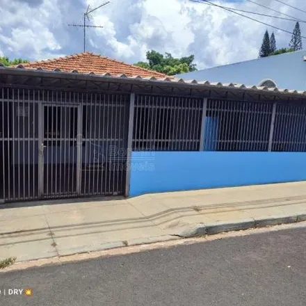 Image 2 - Avenida Santa Catarina, Jardim Brasil, Araraquara - SP, 14810-500, Brazil - House for rent