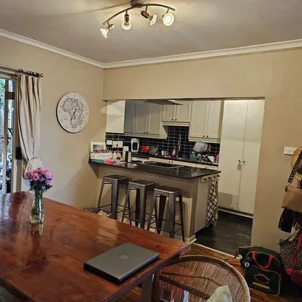 Image 4 - Glenwood Private School, Glenwood, George, 6546, South Africa - Apartment for rent