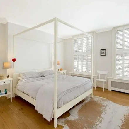 Image 2 - 150 Ifield Road, London, SW10 9AR, United Kingdom - Apartment for sale