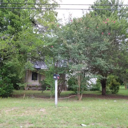 Buy this 2 bed house on 117 Carolina Avenue in Sumter, SC 29150