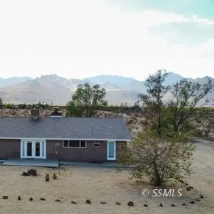 Image 6 - 3253 Black Mountain Boulevard, Inyokern, Kern County, CA 93527, USA - House for sale