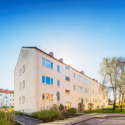 Rent this 2 bed apartment on Traktörsgatan 19C in 252 46 Helsingborg, Sweden