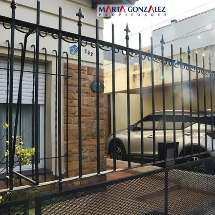 Buy this 3 bed house on Doctor Ricardo Gutiérrez 748 in Partido de Morón, Villa Sarmiento