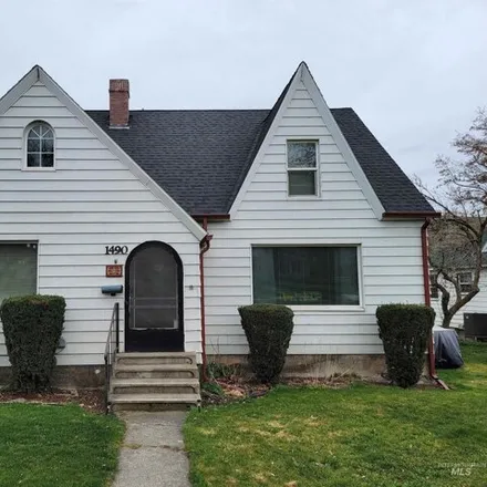 Buy this 3 bed house on South 15th Street in Pomeroy, Garfield County