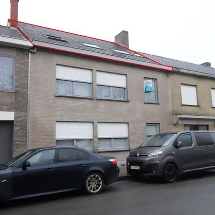 Rent this 2 bed apartment on Heilig Kruisplein in 8800 Roeselare, Belgium