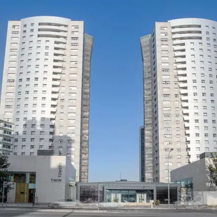 Image 5 - Rua de Campolide, 1099-010 Lisbon, Portugal - Apartment for rent