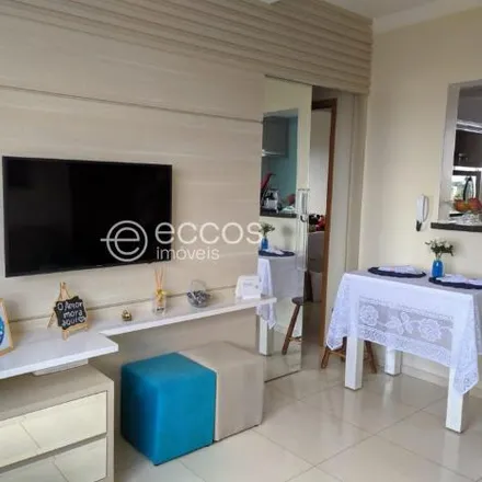 Buy this 2 bed apartment on Rua Aeronauta in Jardim Ipanema, Uberlândia - MG