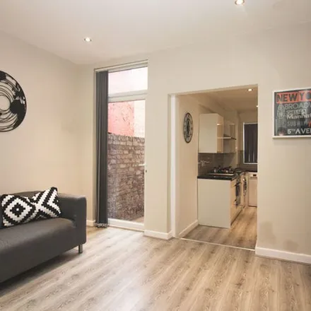 Image 2 - Romer Road, Liverpool, L6 6AW, United Kingdom - Apartment for rent