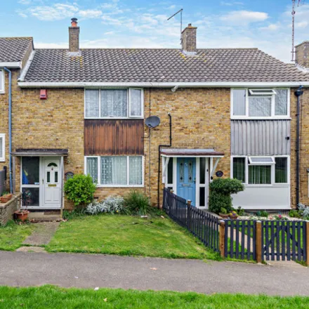 Buy this 4 bed townhouse on Eastley in Basildon, SS16 5TQ