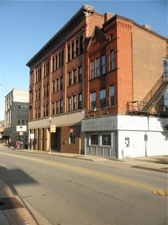 Rent this 1 bed apartment on Malone Flower Shop in West Pike Street, Canonsburg