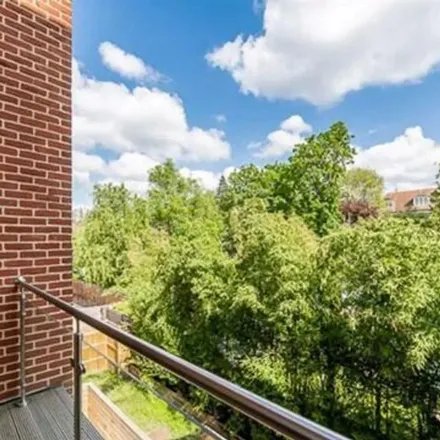 Rent this 1 bed apartment on 262 Finchley Road in London, NW3 7SW