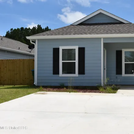 Buy this 3 bed house on unnamed road in Gulfport, MS 39503