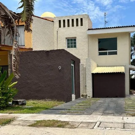 Buy this 3 bed house on Prolongación Mariano Otero in 45051 La Tijera, JAL