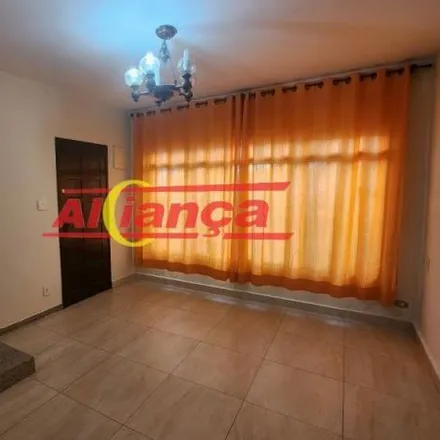 Rent this 2 bed house on Viela Particular in Centro, Guarulhos - SP