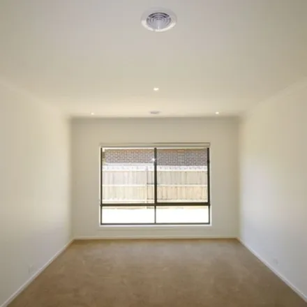 Image 5 - Grassland Drive, Point Cook VIC 3030, Australia - Apartment for rent