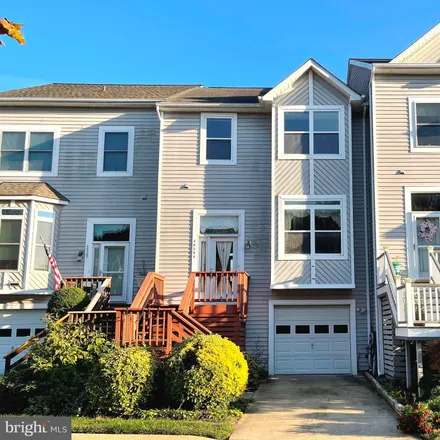 Rent this 3 bed townhouse on 48395 Surfside Drive in Lexington Park, MD 20653