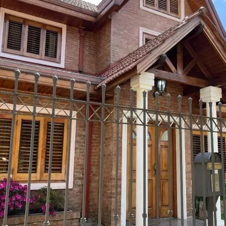 Buy this 5 bed house on José de la Peña 823 in Adrogué, Argentina