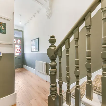 Rent this 3 bed apartment on Abbeville Road in London, SW4 9NF