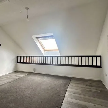Rent this 1 bed apartment on Alexander Close in London, EN4 9PX