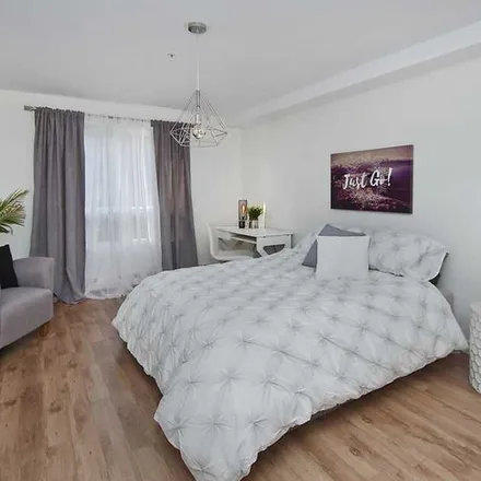 Rent this 3 bed apartment on 96 Rue de la Pointe-aux-Lièvres in Quebec, QC G1K 0J7