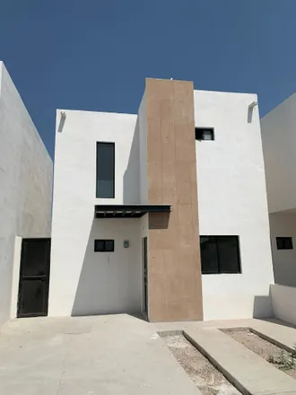 Buy this 3 bed house on Calzada Puertas del Desierto in 27083 Torreón, Coahuila