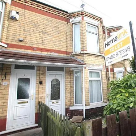 Rent this 2 bed townhouse on 7 Lynton Avenue in Hull, HU5 3UR