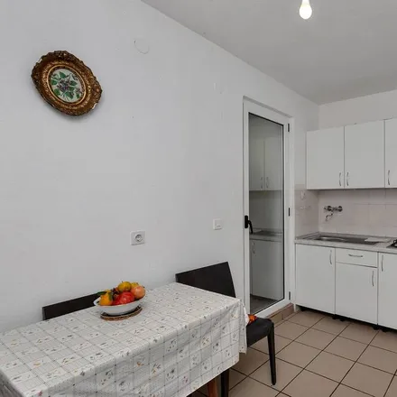 Image 2 - 21468 Bogomolje, Croatia - Apartment for rent