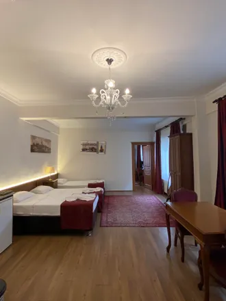 Image 2 - Sultan house hotel, Şehit Mehmetpaşa Yokuşu, 34122 Fatih, Turkey - Room for rent