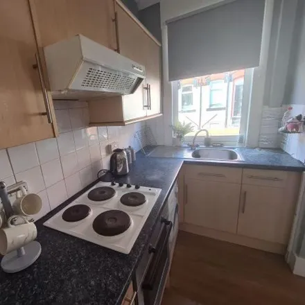 Image 2 - 10-12 Granby Place, Leeds, LS6 3BD, United Kingdom - House for rent