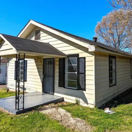 Buy this 3 bed house on 2163 Sparks Street in Memphis, TN 38106