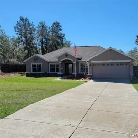 Buy this 4 bed house on 1682 East Cleveland Street in Citrus County, FL 34442