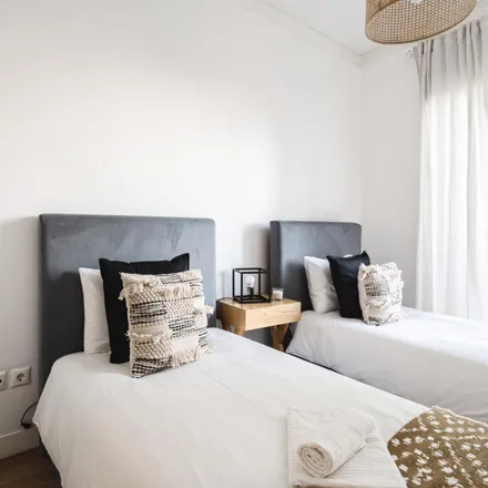 Rent this 2 bed apartment on Deloitte Hub in Avenida Engenheiro Duarte Pacheco 7, 1070-100 Lisbon