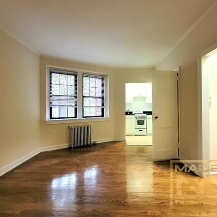 Image 4 - 51-01 39th Avenue, New York, NY 11104, USA - Apartment for rent