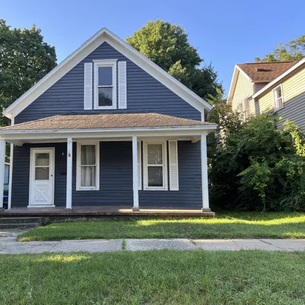 Buy this 2 bed house on 114 East Danaher Street in Ludington, Mason County