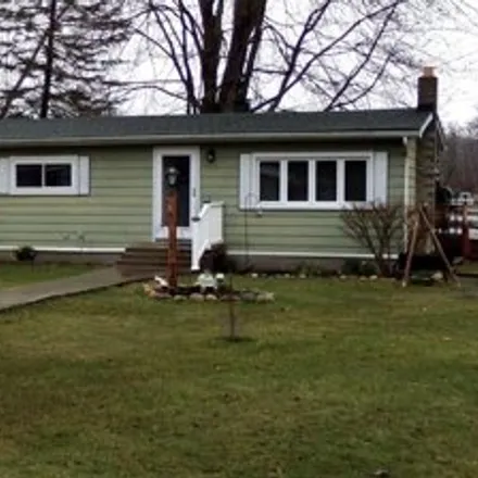Buy this 3 bed house on 5201 Circle Drive in Reading Township, MI 49274