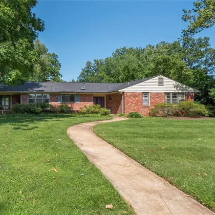 Buy this 3 bed house on 1 Larkdale Drive in Ladue, Saint Louis County