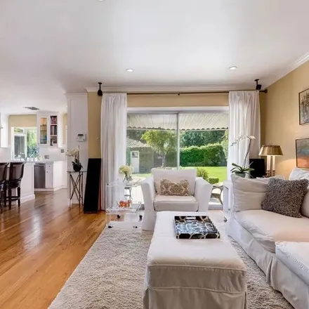 Image 3 - 807 North Doheny Drive, Beverly Hills, CA 90210, USA - Apartment for rent